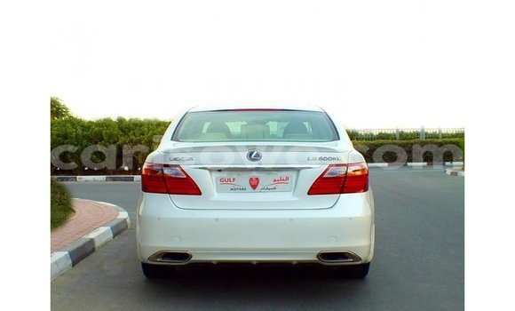 Sayi Imported Lexus LS White Mota in Import - Dubai a Benin Sayi Imported Lexus LS White Mota in Import - Dubai a Benin