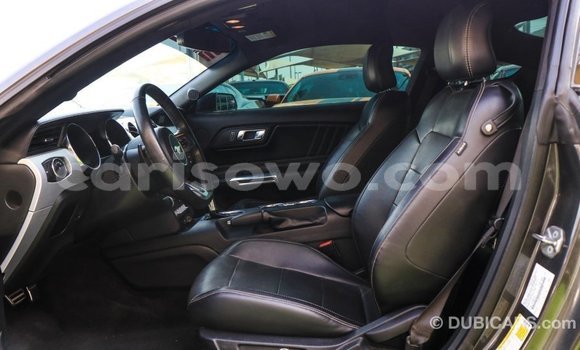 Acheter Import Voiture Ford Mustang Autre à Import - Dubai, Benin Acheter Import Voiture Ford Mustang Autre à Import - Dubai, Benin