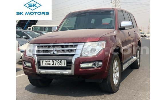 Acheter Import Voiture Mitsubishi Pajero Rouge à Import - Dubai, Benin