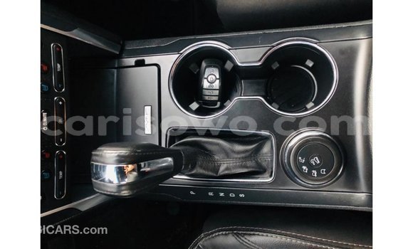 Acheter Import Voiture Ford Explorer Autre à Import - Dubai, Benin Acheter Import Voiture Ford Explorer Autre à Import - Dubai, Benin