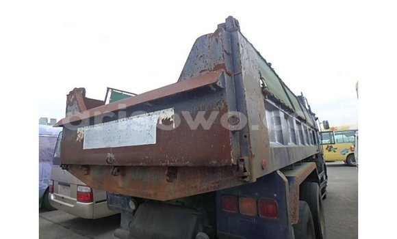 Acheter Import Utilitaire Nissan Evalia Bleu à Import - Dubai, Benin Acheter Import Utilitaire Nissan Evalia Bleu à Import - Dubai, Benin