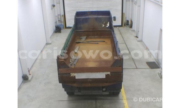 Acheter Import Utilitaire Nissan Evalia Bleu à Import - Dubai, Benin Acheter Import Utilitaire Nissan Evalia Bleu à Import - Dubai, Benin