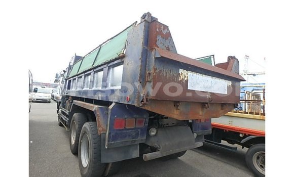 Acheter Import Utilitaire Nissan Evalia Bleu à Import - Dubai, Benin Acheter Import Utilitaire Nissan Evalia Bleu à Import - Dubai, Benin