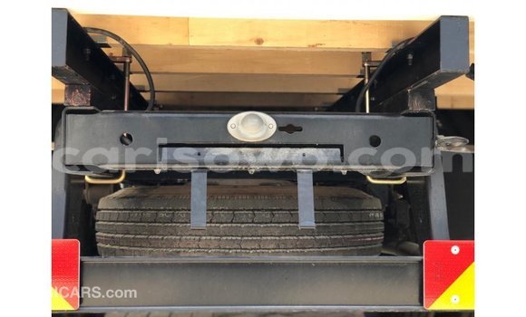 Acheter Import Voiture Mitsubishi i Blanc à Import - Dubai, Benin Acheter Import Voiture Mitsubishi i Blanc à Import - Dubai, Benin