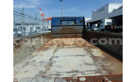 Sayi Imported Mazda 3 Blue Mota in Import - Dubai a Benin Sayi Imported Mazda 3 Blue Mota in Import - Dubai a Benin