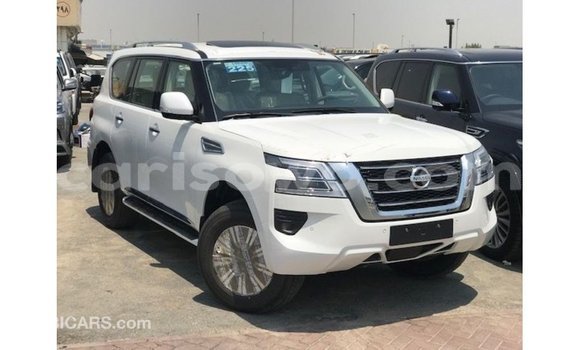 Acheter Import Voiture Nissan Patrol Blanc à Import - Dubai, Benin Acheter Import Voiture Nissan Patrol Blanc à Import - Dubai, Benin