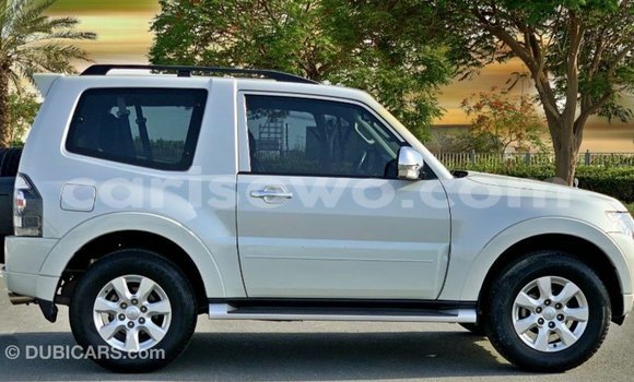 Sayi Imported Mitsubishi Pajero White Mota in Import - Dubai a Benin Sayi Imported Mitsubishi Pajero White Mota in Import - Dubai a Benin