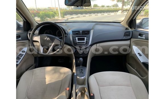 Sayi Imported Hyundai Accent White Mota in Import - Dubai a Benin Sayi Imported Hyundai Accent White Mota in Import - Dubai a Benin