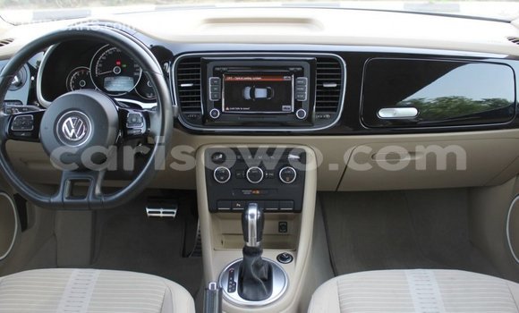 Sayi Imported Volkswagen Beetle Blue Mota in Import - Dubai a Benin Sayi Imported Volkswagen Beetle Blue Mota in Import - Dubai a Benin