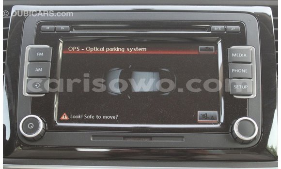 Sayi Imported Volkswagen Beetle Blue Mota in Import - Dubai a Benin Sayi Imported Volkswagen Beetle Blue Mota in Import - Dubai a Benin