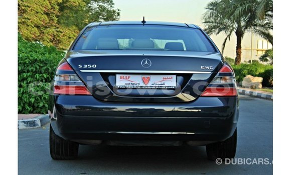 Acheter Import Voiture Mercedes-Benz 200 Bleu à Import - Dubai, Benin Acheter Import Voiture Mercedes-Benz 200 Bleu à Import - Dubai, Benin
