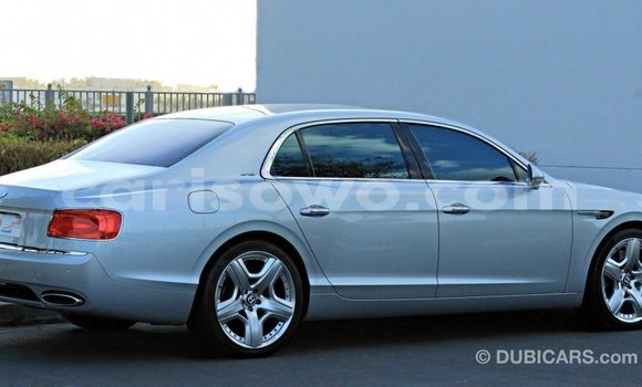Sayi Imported Bentley Flying Spur Sauran Mota in Import - Dubai a Benin Sayi Imported Bentley Flying Spur Sauran Mota in Import - Dubai a Benin