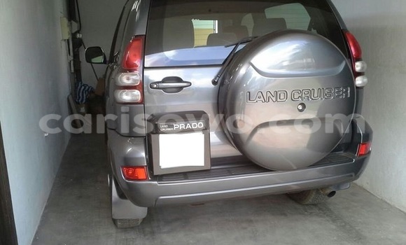 Acheter Occasion Voiture Toyota Prado Gris à Comé au Benin Acheter Occasion Voiture Toyota Prado Gris à Comé au Benin