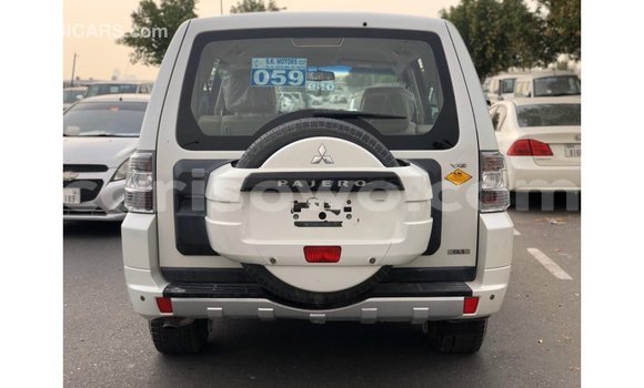 Buy Import Mitsubishi Pajero White Car in Import - Dubai in Benign Buy Import Mitsubishi Pajero White Car in Import - Dubai in Benign