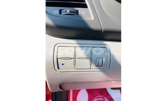 Acheter Import Voiture Hyundai Accent Rouge à Import - Dubai, Benin Acheter Import Voiture Hyundai Accent Rouge à Import - Dubai, Benin