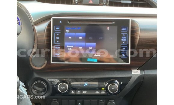 Buy Import Toyota Hilux White Car in Import - Dubai in Benign Buy Import Toyota Hilux White Car in Import - Dubai in Benign