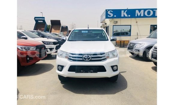 Buy Import Toyota Hilux White Car in Import - Dubai in Benign Buy Import Toyota Hilux White Car in Import - Dubai in Benign
