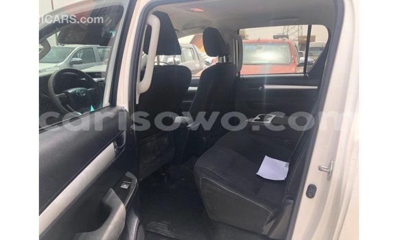 Buy Import Toyota Hilux White Car in Import - Dubai in Benign Buy Import Toyota Hilux White Car in Import - Dubai in Benign
