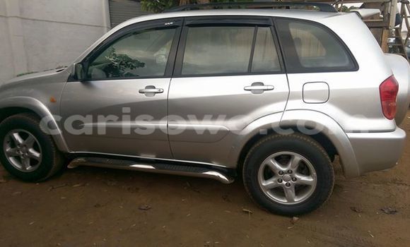 Acheter Occasion Voiture Toyota RAV4 Gris à Comé au Benin Acheter Occasion Voiture Toyota RAV4 Gris à Comé au Benin