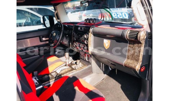 Buy Import Toyota FJ Cruiser Black Car in Import - Dubai in Benign Buy Import Toyota FJ Cruiser Black Car in Import - Dubai in Benign