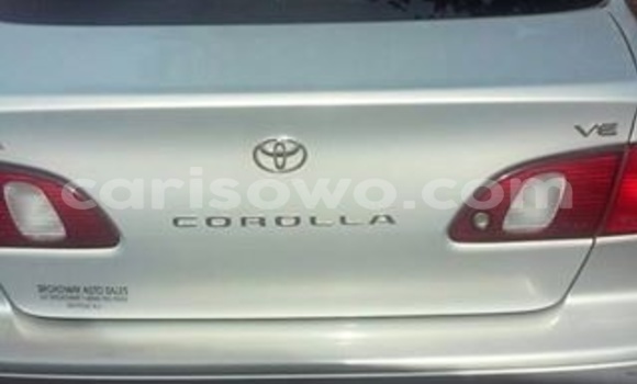 Acheter Occasion Voiture Toyota Corolla Gris à Comé au Benin Acheter Occasion Voiture Toyota Corolla Gris à Comé au Benin