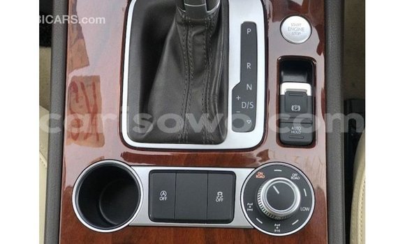 Sayi Imported Volkswagen Touareg Brown Mota in Import - Dubai a Benin Sayi Imported Volkswagen Touareg Brown Mota in Import - Dubai a Benin