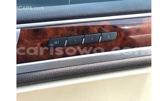 Sayi Imported Volkswagen Touareg Brown Mota in Import - Dubai a Benin Sayi Imported Volkswagen Touareg Brown Mota in Import - Dubai a Benin