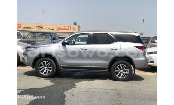 Buy Import Toyota Fortuner Other Car in Import - Dubai in Benign Buy Import Toyota Fortuner Other Car in Import - Dubai in Benign