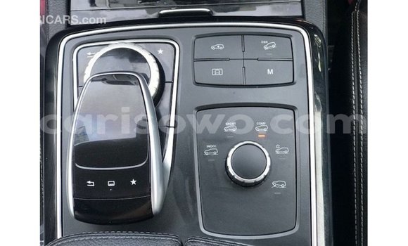 Acheter Import Voiture Mercedes-Benz 190 Blanc à Import - Dubai, Benin Acheter Import Voiture Mercedes-Benz 190 Blanc à Import - Dubai, Benin