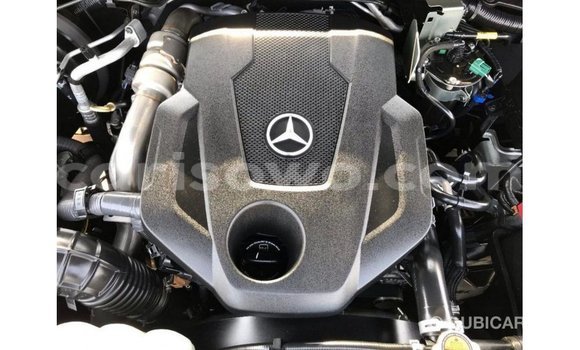 Sayi Imported Mercedes-Benz 250 Black Mota in Import - Dubai a Benin Sayi Imported Mercedes-Benz 250 Black Mota in Import - Dubai a Benin