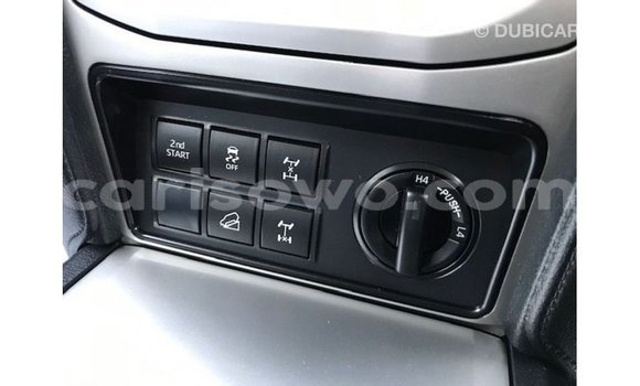 Acheter Import Voiture Toyota Prado Bleu à Import - Dubai, Benin Acheter Import Voiture Toyota Prado Bleu à Import - Dubai, Benin