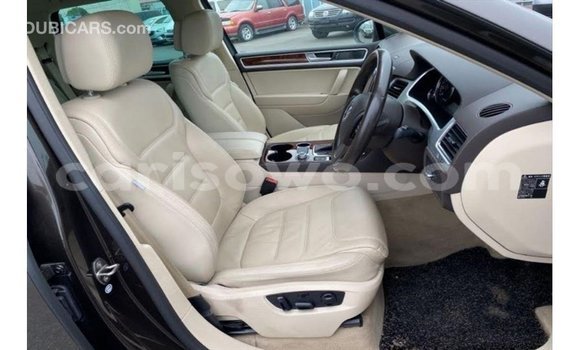Buy Import Volkswagen Touareg Other Car in Import - Dubai in Benign Buy Import Volkswagen Touareg Other Car in Import - Dubai in Benign