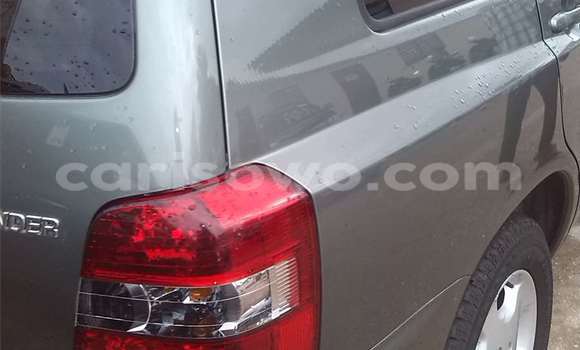 Sayi Na hannu Toyota Highlander Azurfa Mota in Porto Novo a Benin Sayi Na hannu Toyota Highlander Azurfa Mota in Porto Novo a Benin