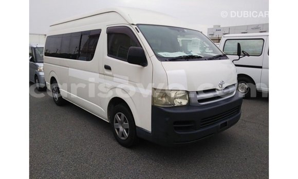 Sayi Imported Toyota Hiace White Mota in Import - Dubai a Benin Sayi Imported Toyota Hiace White Mota in Import - Dubai a Benin