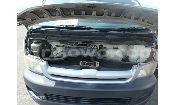 Sayi Imported Toyota Hiace White Mota in Import - Dubai a Benin Sayi Imported Toyota Hiace White Mota in Import - Dubai a Benin