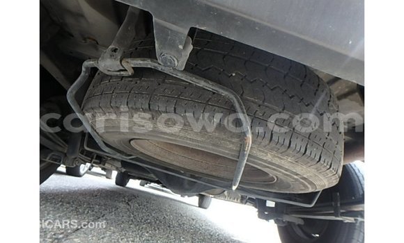 Sayi Imported Toyota Hiace White Mota in Import - Dubai a Benin Sayi Imported Toyota Hiace White Mota in Import - Dubai a Benin