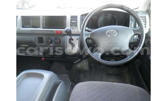 Sayi Imported Toyota Hiace White Mota in Import - Dubai a Benin Sayi Imported Toyota Hiace White Mota in Import - Dubai a Benin