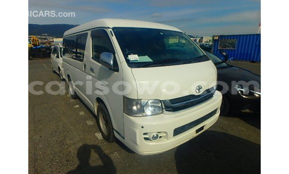 Sayi Imported Toyota Hiace White Mota in Import - Dubai a Benin Sayi Imported Toyota Hiace White Mota in Import - Dubai a Benin