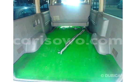 Sayi Imported Toyota Hiace White Mota in Import - Dubai a Benin Sayi Imported Toyota Hiace White Mota in Import - Dubai a Benin