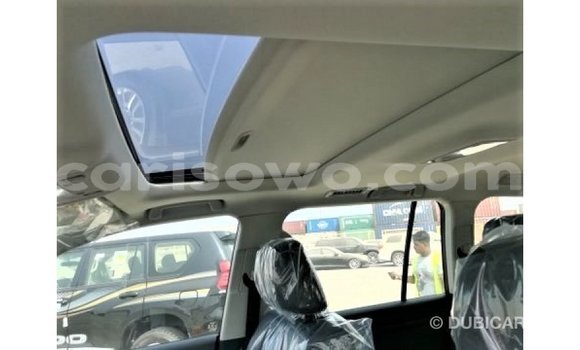 Ra Imported Toyota Land Cruiser funfun Ọkọ̀ in Import - Dubai ni Benin Ra Imported Toyota Land Cruiser funfun Ọkọ̀ in Import - Dubai ni Benin