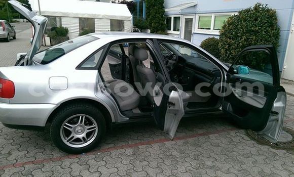 Acheter Occasion Voiture Audi A4 Gris à Savalou, Benin Acheter Occasion Voiture Audi A4 Gris à Savalou, Benin