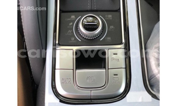 Acheter Import Voiture Kia Carens Blanc à Import - Dubai, Benin Acheter Import Voiture Kia Carens Blanc à Import - Dubai, Benin