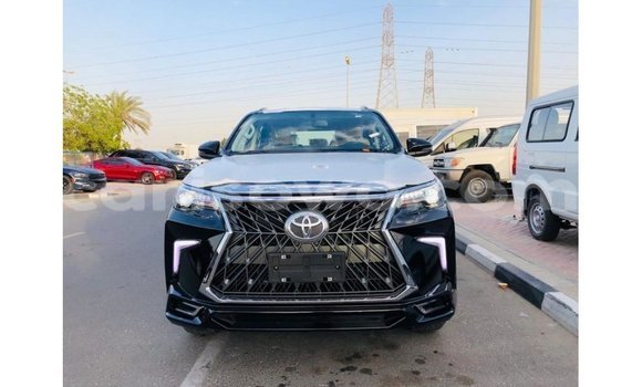 Sayi Imported Toyota Fortuner Black Mota in Import - Dubai a Benin