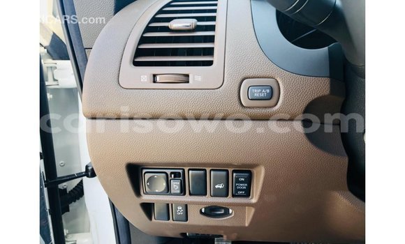 Sayi Imported Infiniti EX White Mota in Import - Dubai a Benin Sayi Imported Infiniti EX White Mota in Import - Dubai a Benin