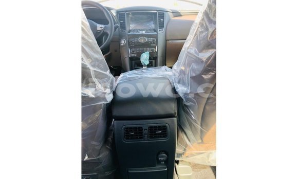 Sayi Imported Infiniti EX White Mota in Import - Dubai a Benin Sayi Imported Infiniti EX White Mota in Import - Dubai a Benin