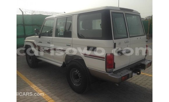 Ra Imported Toyota Land Cruiser funfun Ọkọ̀ in Import - Dubai ni Benin Ra Imported Toyota Land Cruiser funfun Ọkọ̀ in Import - Dubai ni Benin
