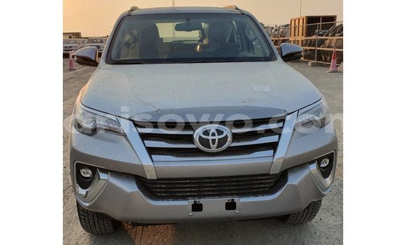 Sayi Imported Toyota Fortuner Sauran Mota in Import - Dubai a Benin