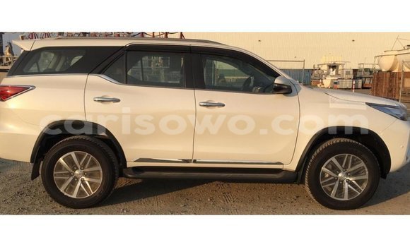 Sayi Imported Toyota Fortuner Sauran Mota in Import - Dubai a Benin Sayi Imported Toyota Fortuner Sauran Mota in Import - Dubai a Benin