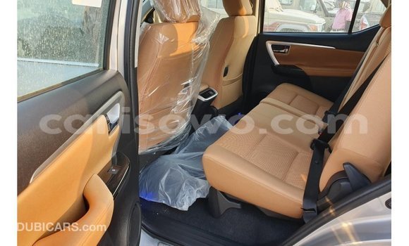 Sayi Imported Toyota Fortuner Sauran Mota in Import - Dubai a Benin Sayi Imported Toyota Fortuner Sauran Mota in Import - Dubai a Benin