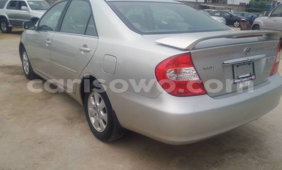 Sayi Na hannu Toyota Camry Azurfa Mota in Savalou a Benin Sayi Na hannu Toyota Camry Azurfa Mota in Savalou a Benin